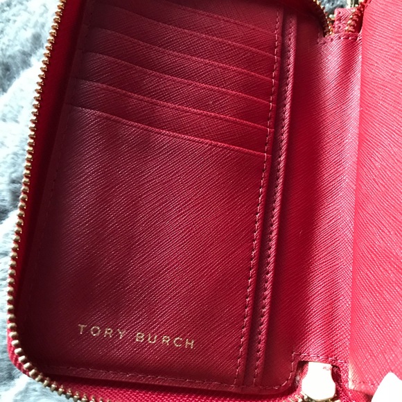 SOLD Red Tory Burch Wristlet/Wallet - Picture 4 of 4